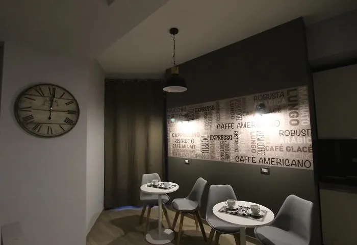 Pianeta 127 Oda ve Kahvaltı Roma